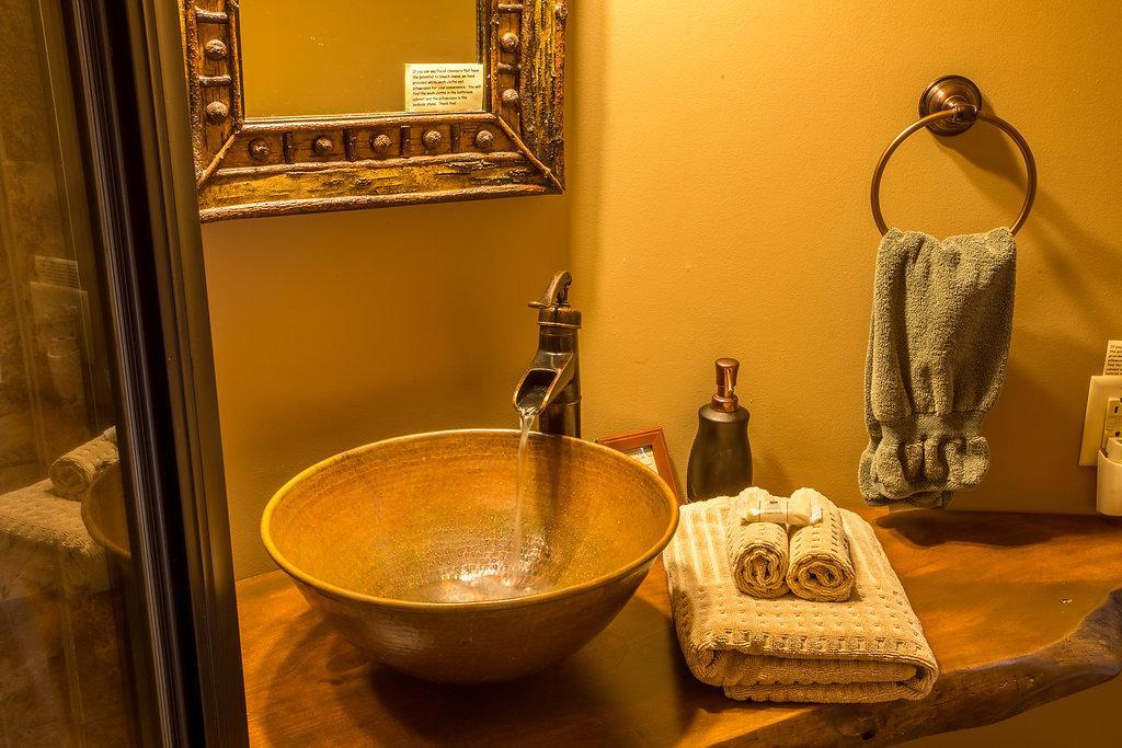 Snow Goose Bed And Breakfast Keene Valley Экстерьер фото